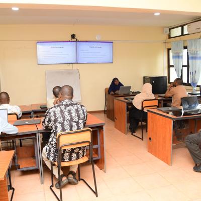 Teachers Digital Training At Kist 14